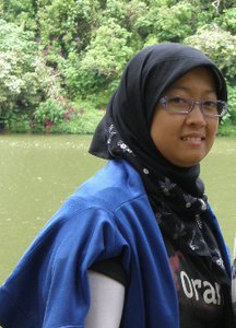 headshot1_astri_zulfa